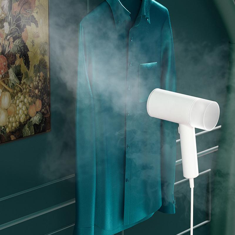 Défroisseur portatif pour vêtements